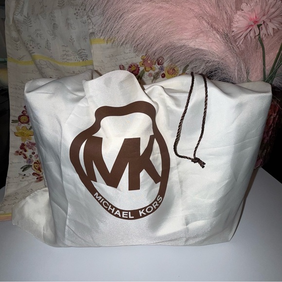 Michael Kors Jet Set Signature canvas tote bag in navy blue with dust bag - Picture 13 of 15